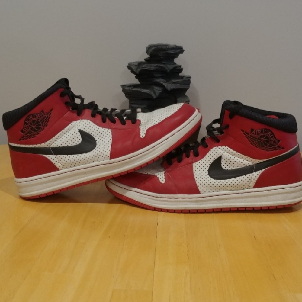 Jordan 1